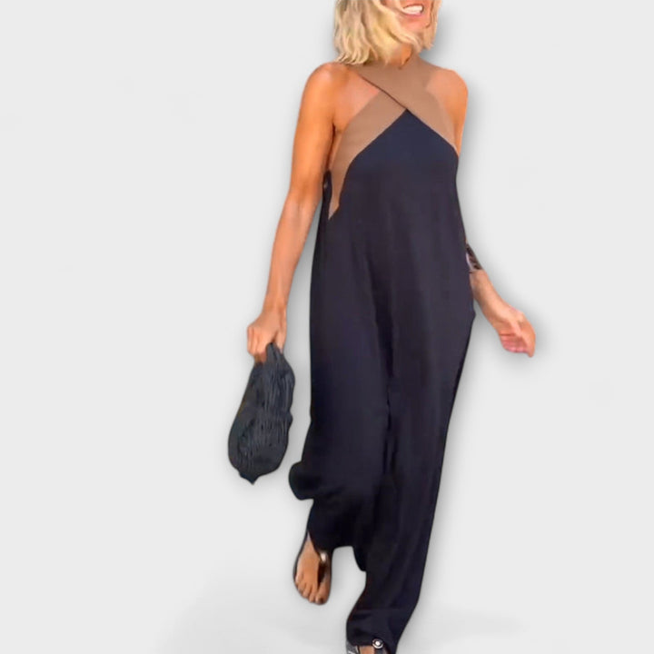 Nicole - Chic Crossover Neckline Dress