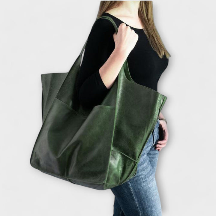 Lora. - Oversized Weekender Bag