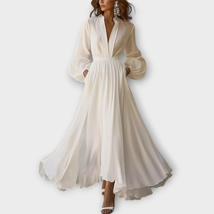 Laura - Classic White V-Neck Maxi Dress with Vintage Flair