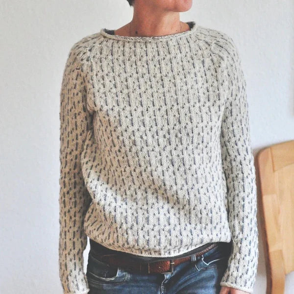 Yindi – Sweater with Narrow Knitting