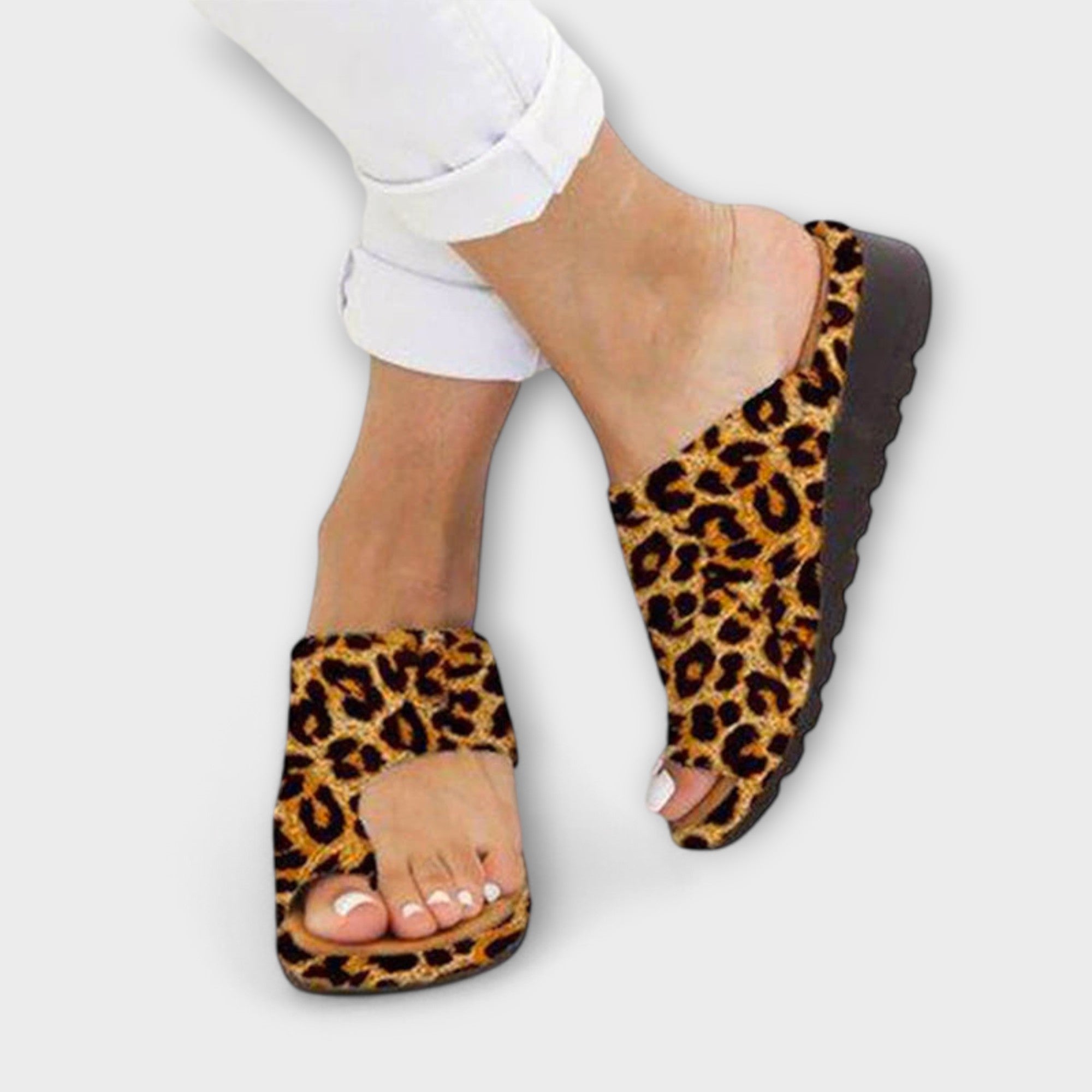 Leopard Print / 9.5