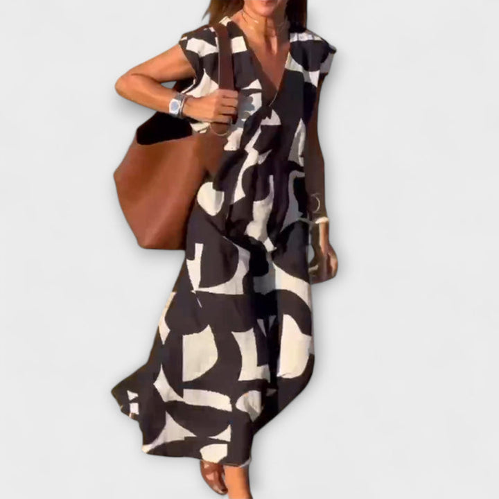 Elowen - Sleeveless Dress with Unique Geometric Print