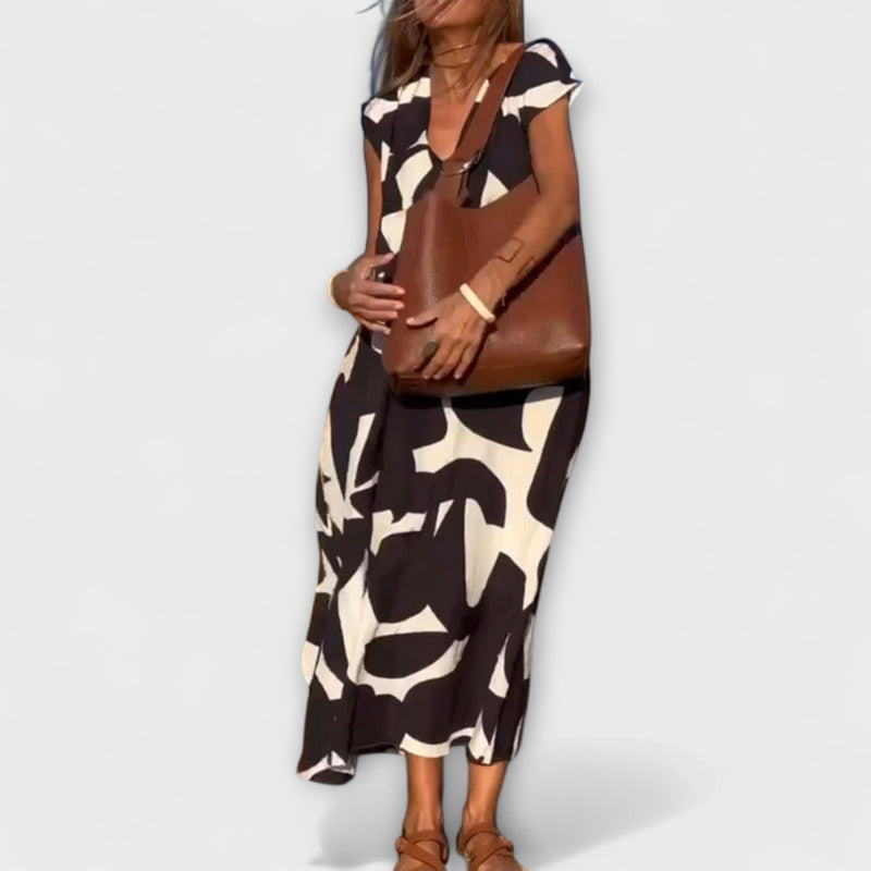 Elowen - Sleeveless Dress with Unique Geometric Print