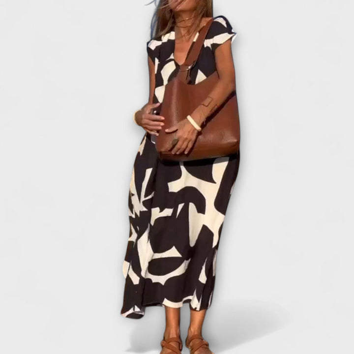 Elowen - Sleeveless Dress with Unique Geometric Print