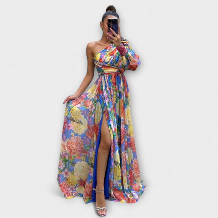 Isabella - Elegant Flowing Dress