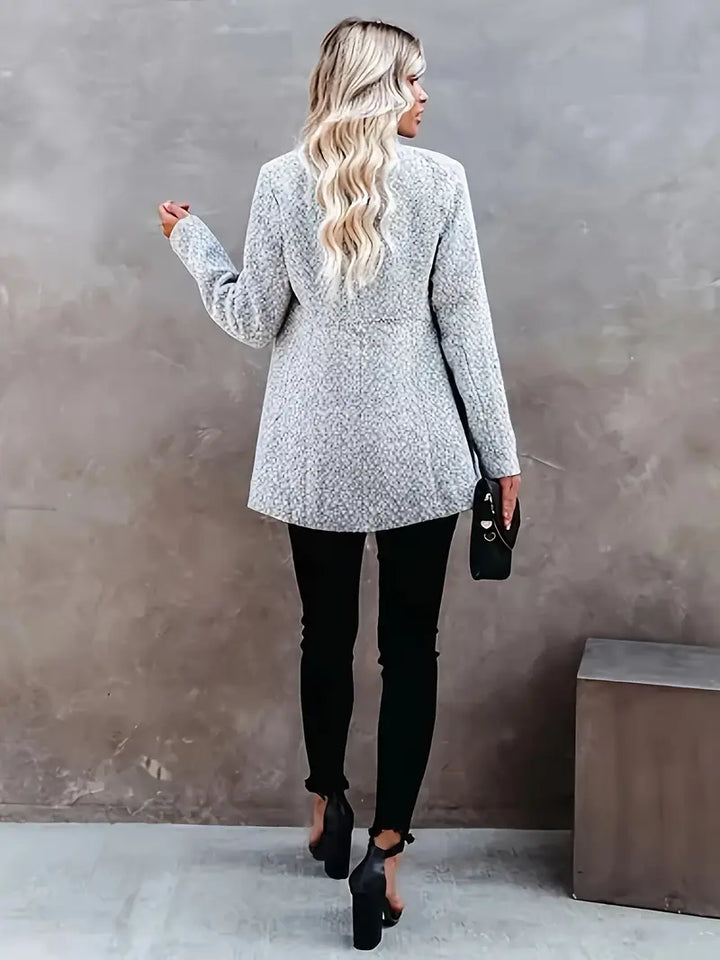 Delilah - Stylish Mid-Length Coat with Practical Pockets