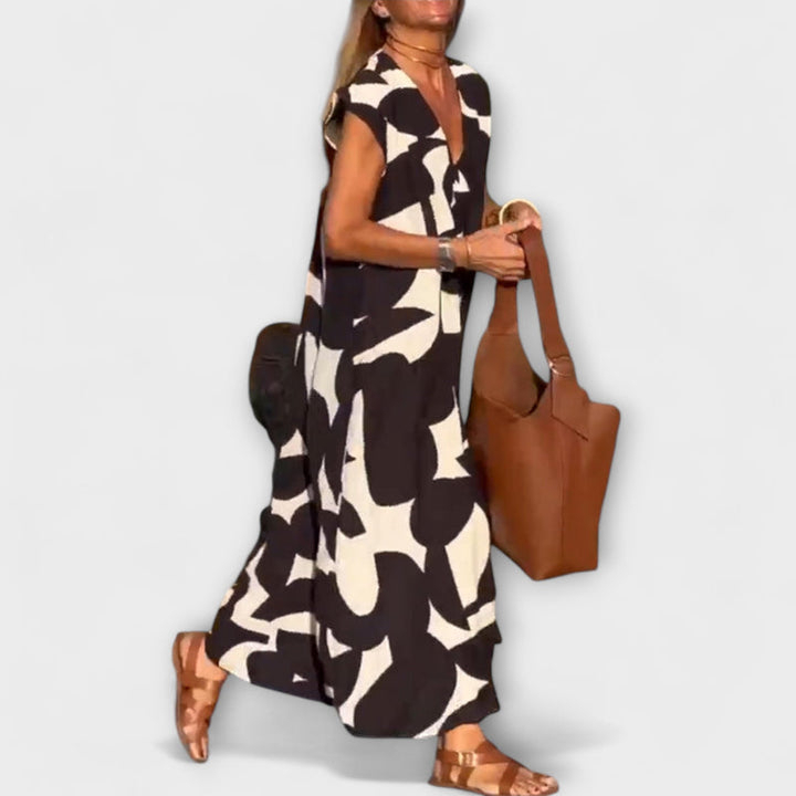 Elowen - Sleeveless Dress with Unique Geometric Print