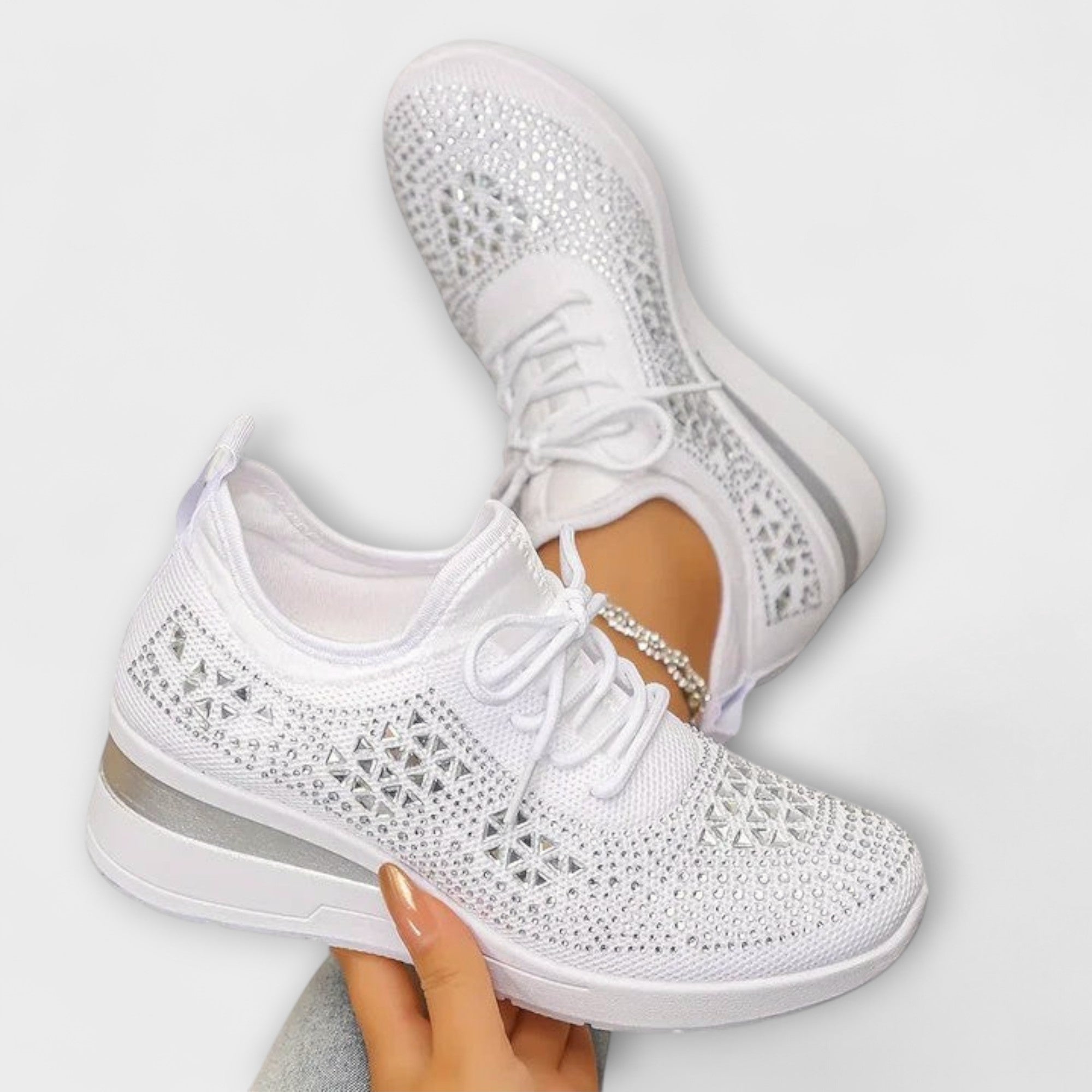 White / 12