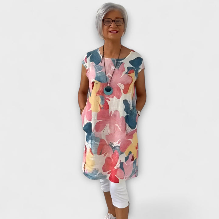 Evelyn - Relaxed Short Sleeve Dress with Pockets