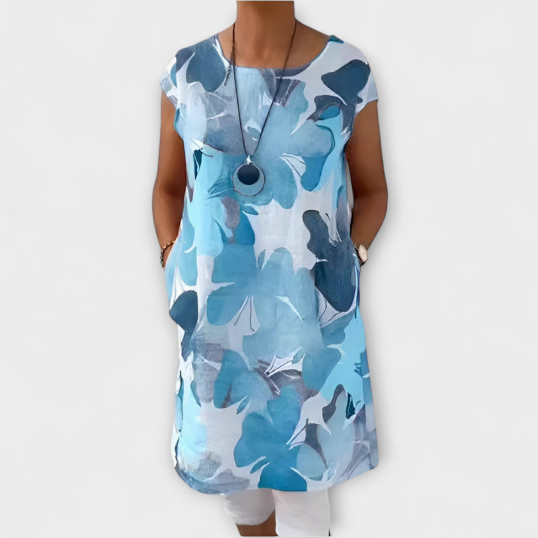 Evelyn - Relaxed Short Sleeve Dress with Pockets