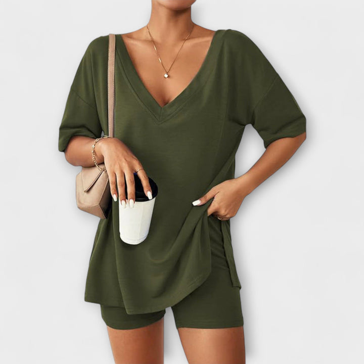Camilla - Comfortable Lounge Ensemble