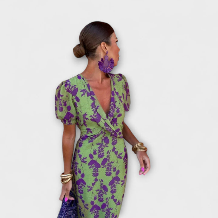 Lucinda - Bohemian V-Neck Floral Pleated Dress