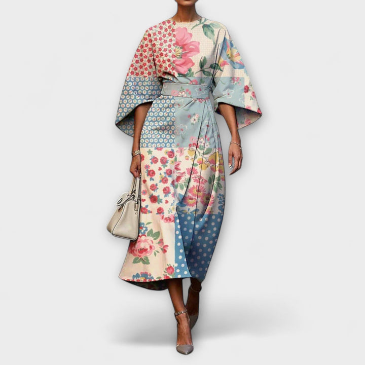 Zoraida - Chic Long Dress with Batwing Sleeves