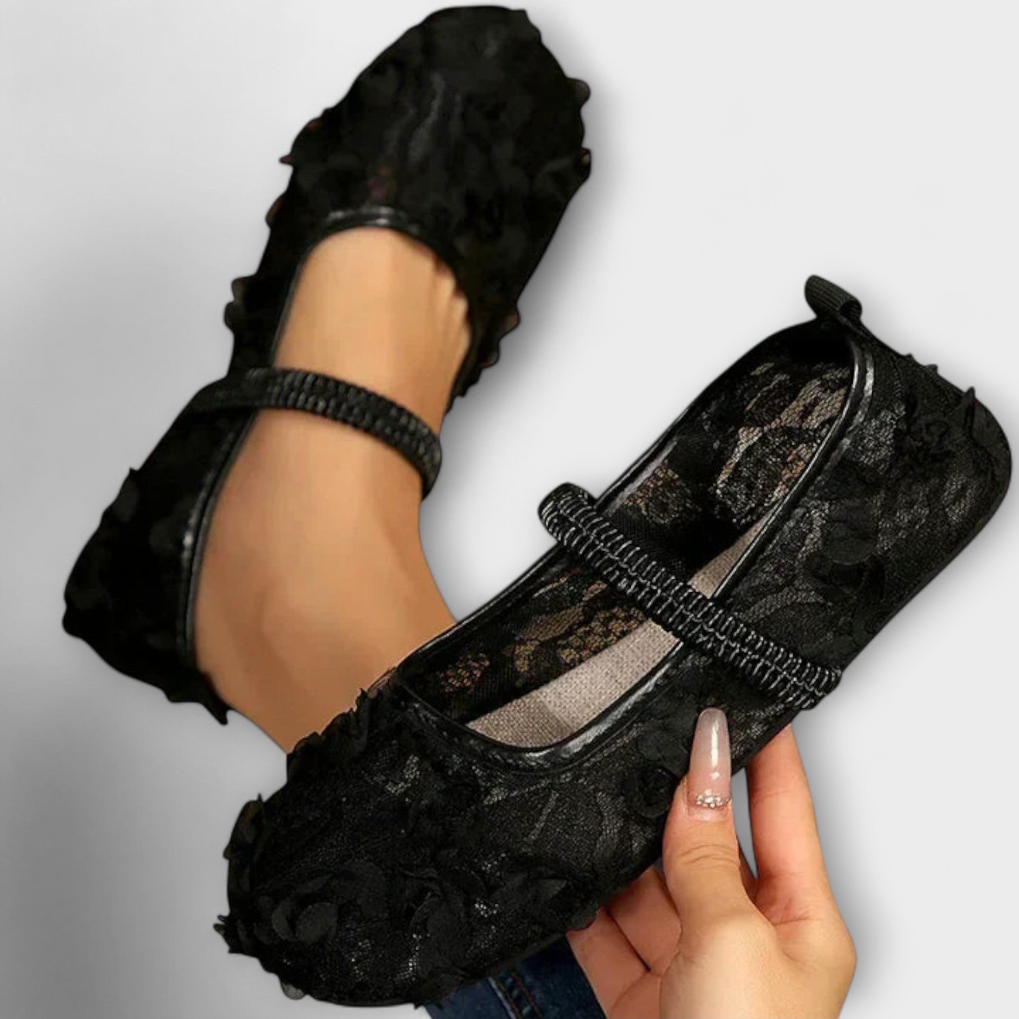 Black / 11
