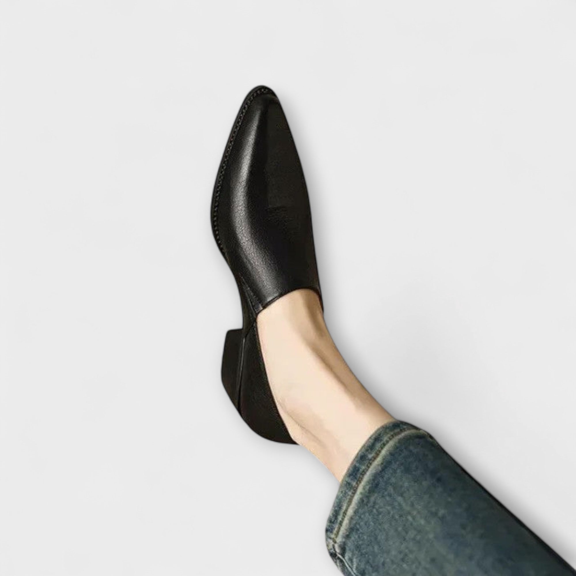 Black / 9