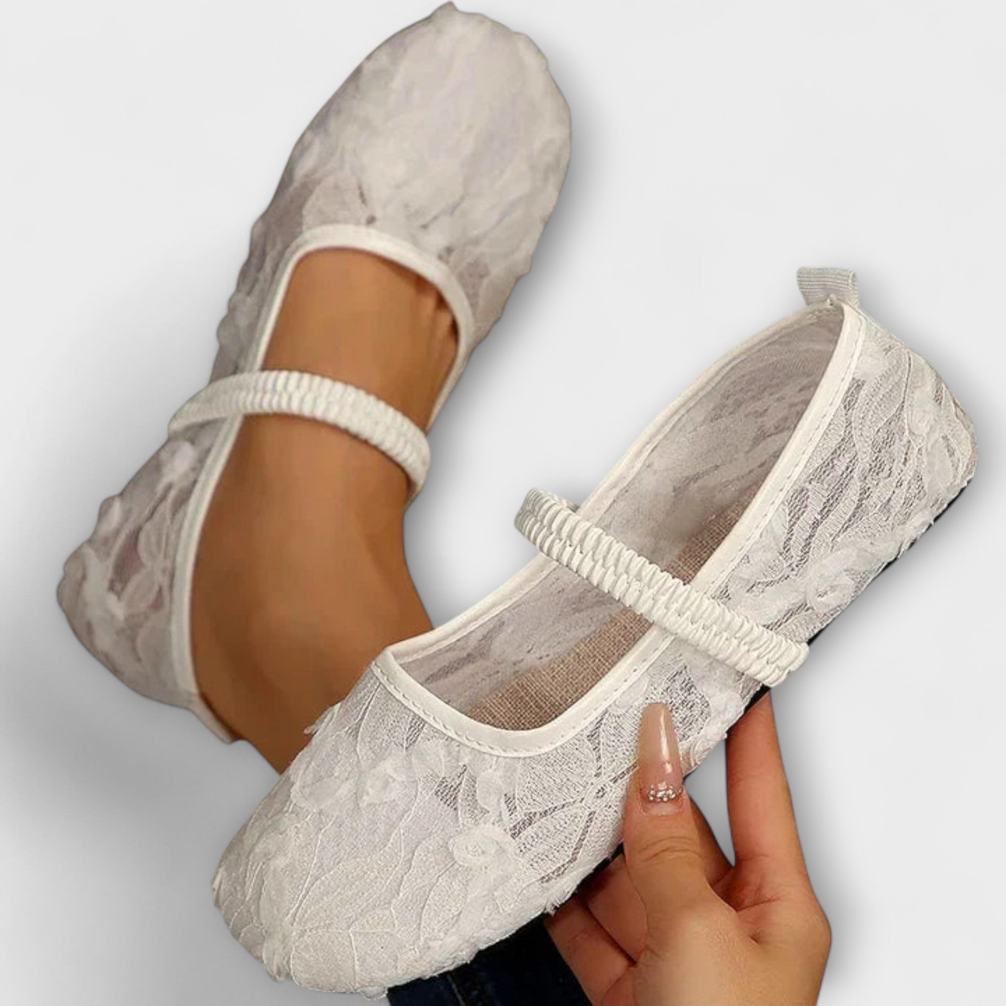 White / 11
