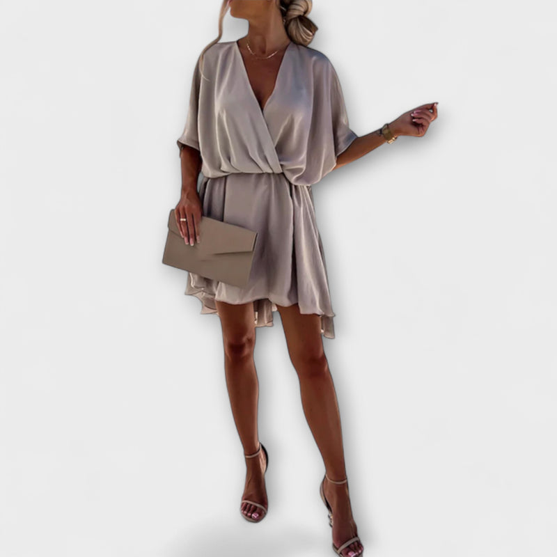 Lennon - Stylish High-Waisted Mini Dress