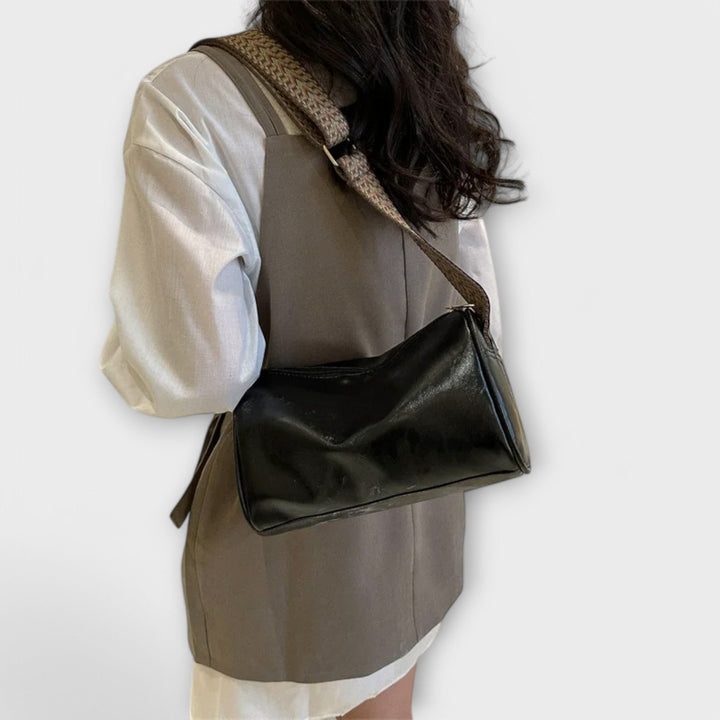 Lora. - Vintage Crossbody Bag