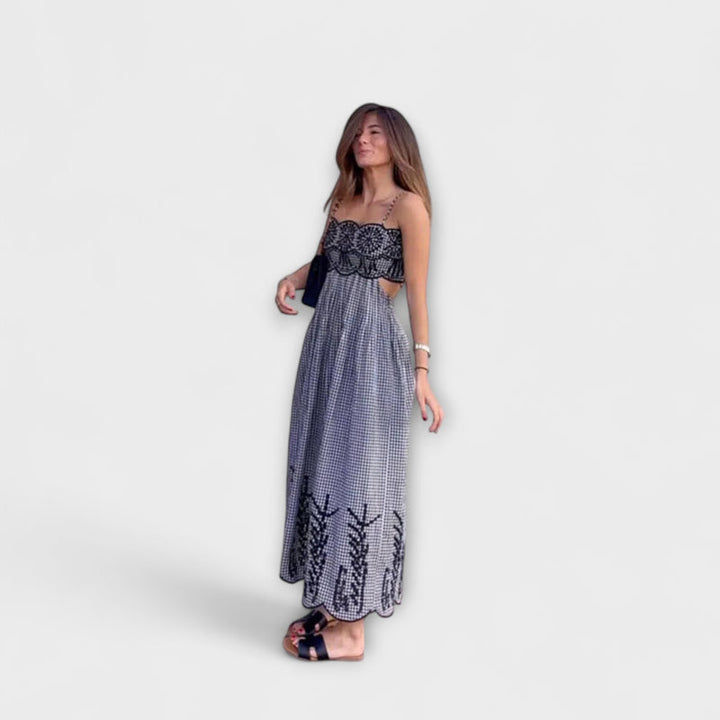 Clara - Stylish Gingham Dress