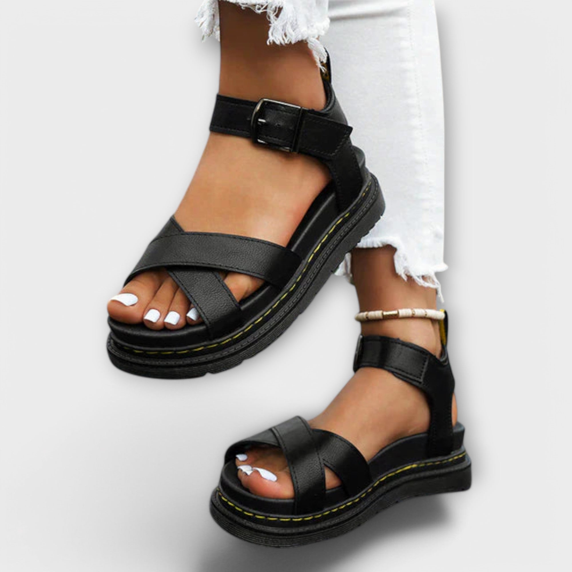 Black / 11