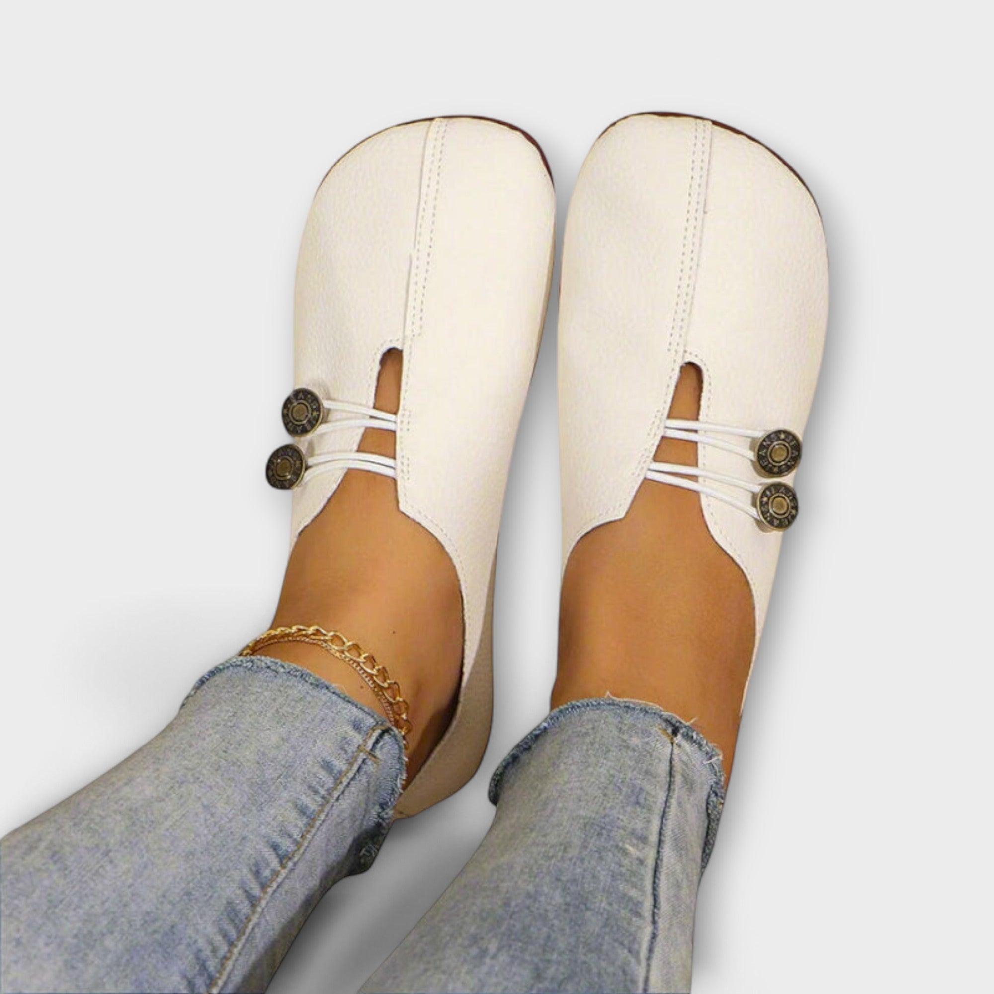 White / 12