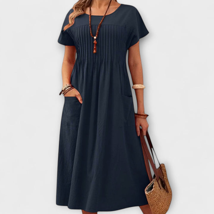 Chelsea - Chic O-Neck Short Sleeve Midi Dress