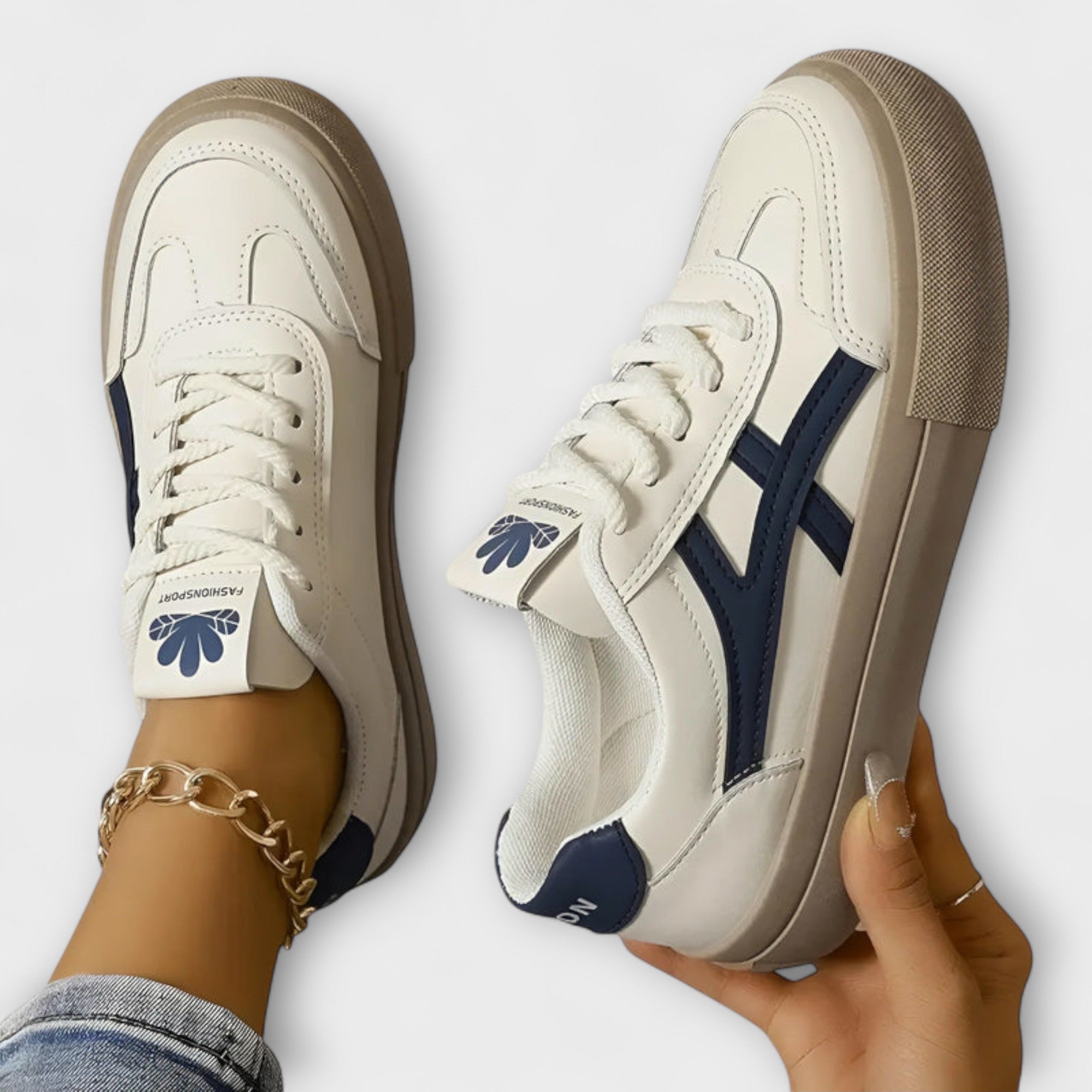 Blue / 9