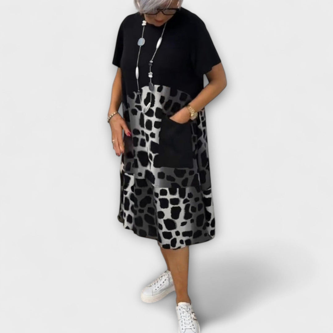 Allison - Chic Leopard Print Midi Dress with Short Sleeves
