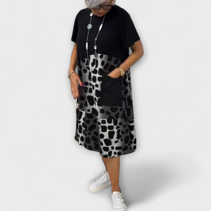 Allison - Chic Leopard Print Midi Dress with Short Sleeves