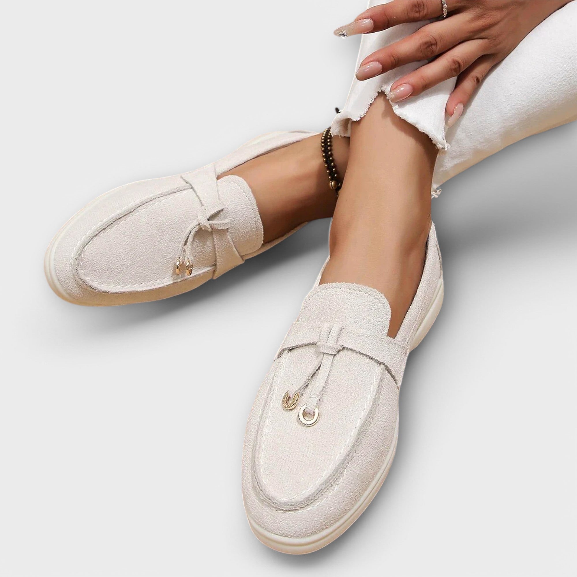 White / 12